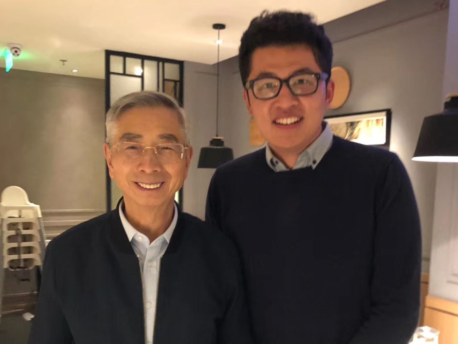 倪光南院士(左)，公司创始人袁东来(右)